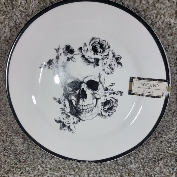 Other - (1) Ciroa Wicked Skull W/ Roses Dinner Plate~Bone China 8 Inch NEW